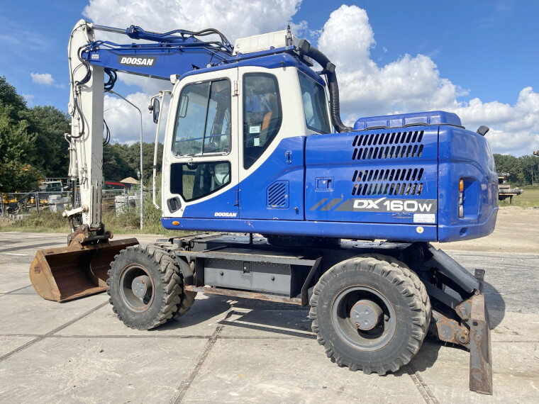 送料無料☆1:50 Doosan DX160W wheeled 釣り上がる excavator